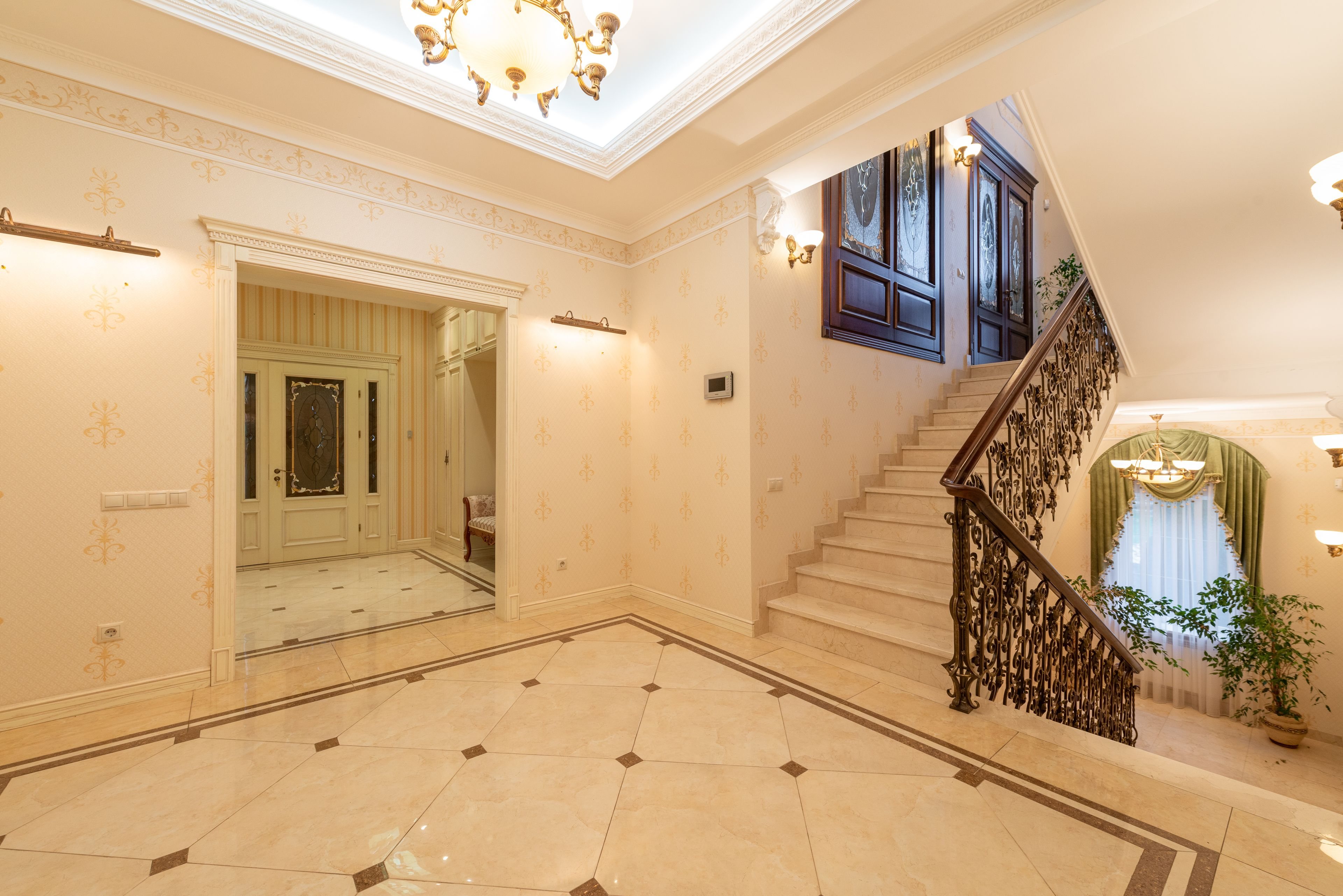 Grand staircase and entryway captured for an interactive 3D tour